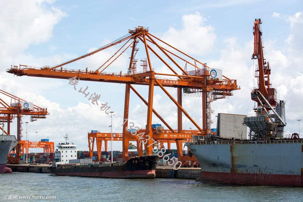 湖南常德岸橋廠家岸橋適應(yīng)性廣，操作方便